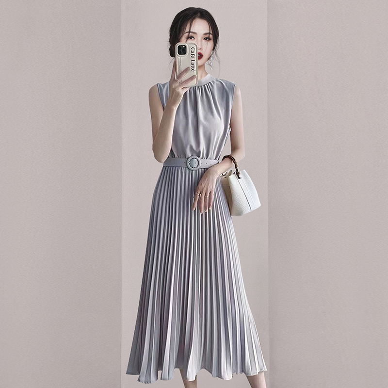 ชุดเดรสยาวสวยๆ สไตล์เกาหลี มีขนาด S M L XL สนใจทักแชท