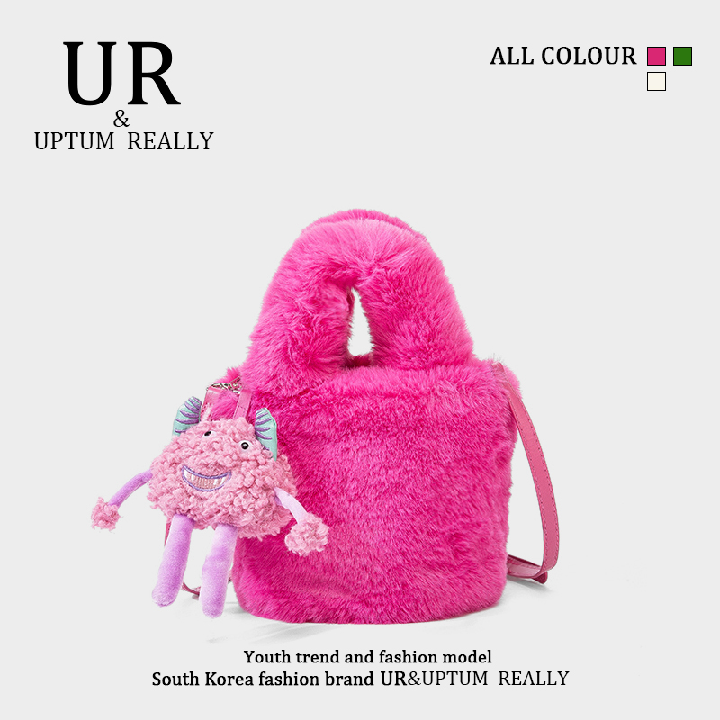 กระเป๋าผู้หญิงสวยๆ กระเป๋าสะพายข้างผู้หญิง กระเป๋าแบรนด์ BEAR BAG กระเป๋าหมีสุดคิ้ว!