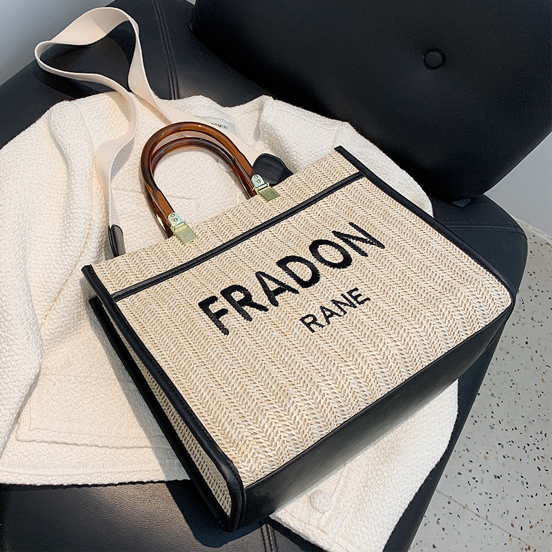 กระเป๋าผู้หญิงสวยๆ กระเป๋าสะพายข้างผู้หญิง กระเป๋าแบรนด์COOL BAG