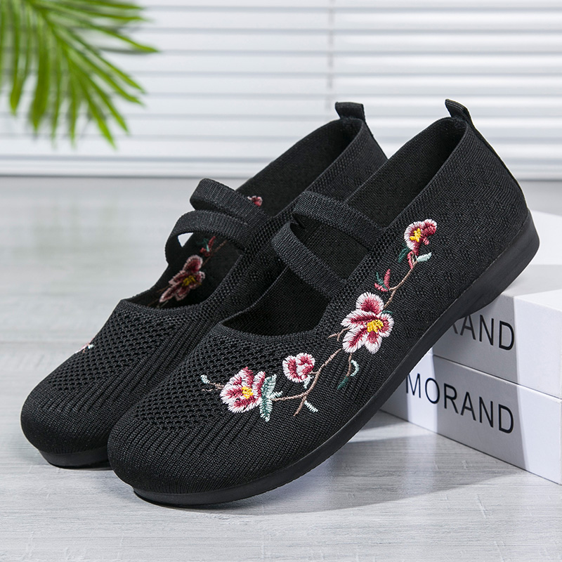 รองเท้าผ้าใบผู้หญิง ใส่สบาย รองเท้าผ้าใบใส่เที่ยวผู้หญิง มีSIZE 35 36 37 38 39 40