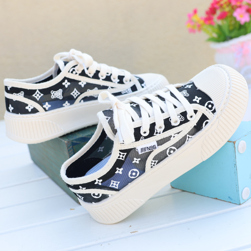รองเท้าผ้าใบผู้หญิง ใส่สบาย รองเท้าผ้าใบใส่เที่ยวผู้หญิง มีSIZE 35 36 37 38 39 40