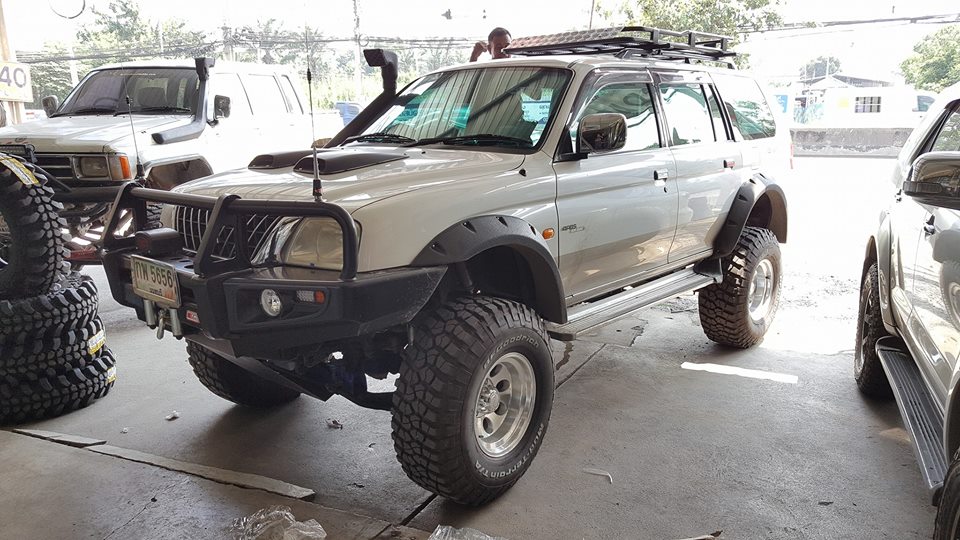 ล้อแม็ก 10 นิ้ว-30 ลายหยดน้ำ ลายนิยม ลายดุ (ไม่รวมยาง)