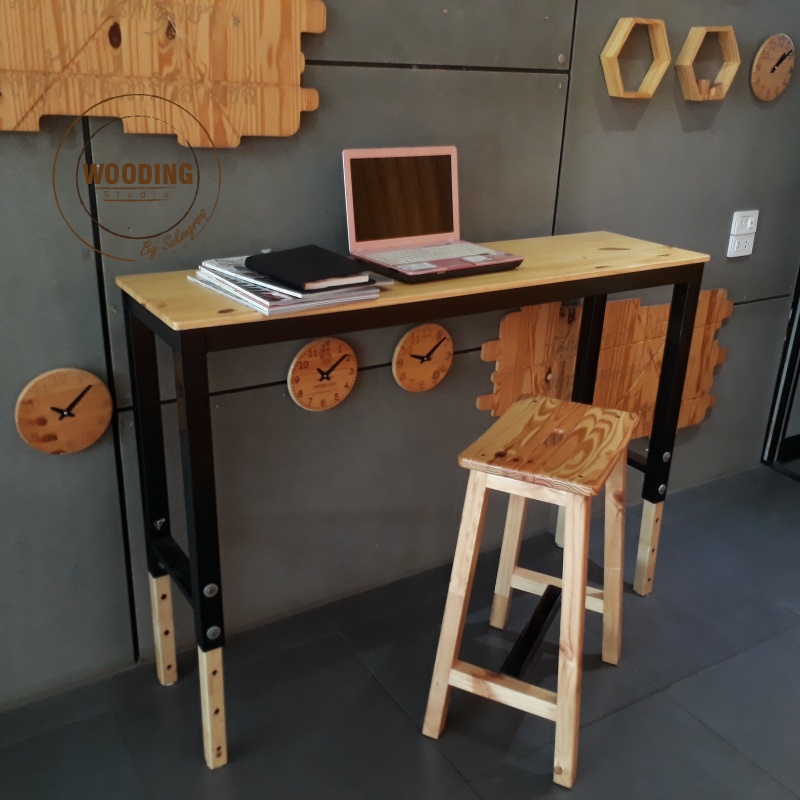 เก้าอี้ไม้สน (J038-02)