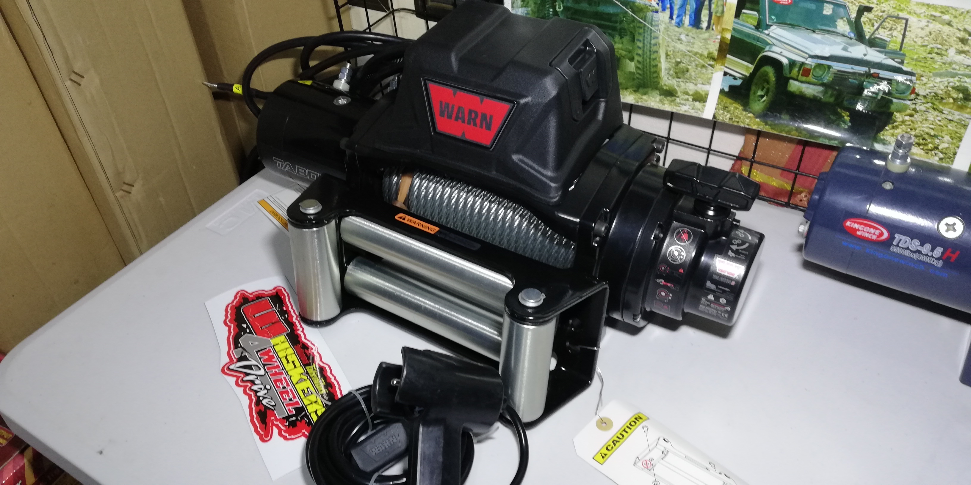 WARN 8000LB TABOR8 12 V.