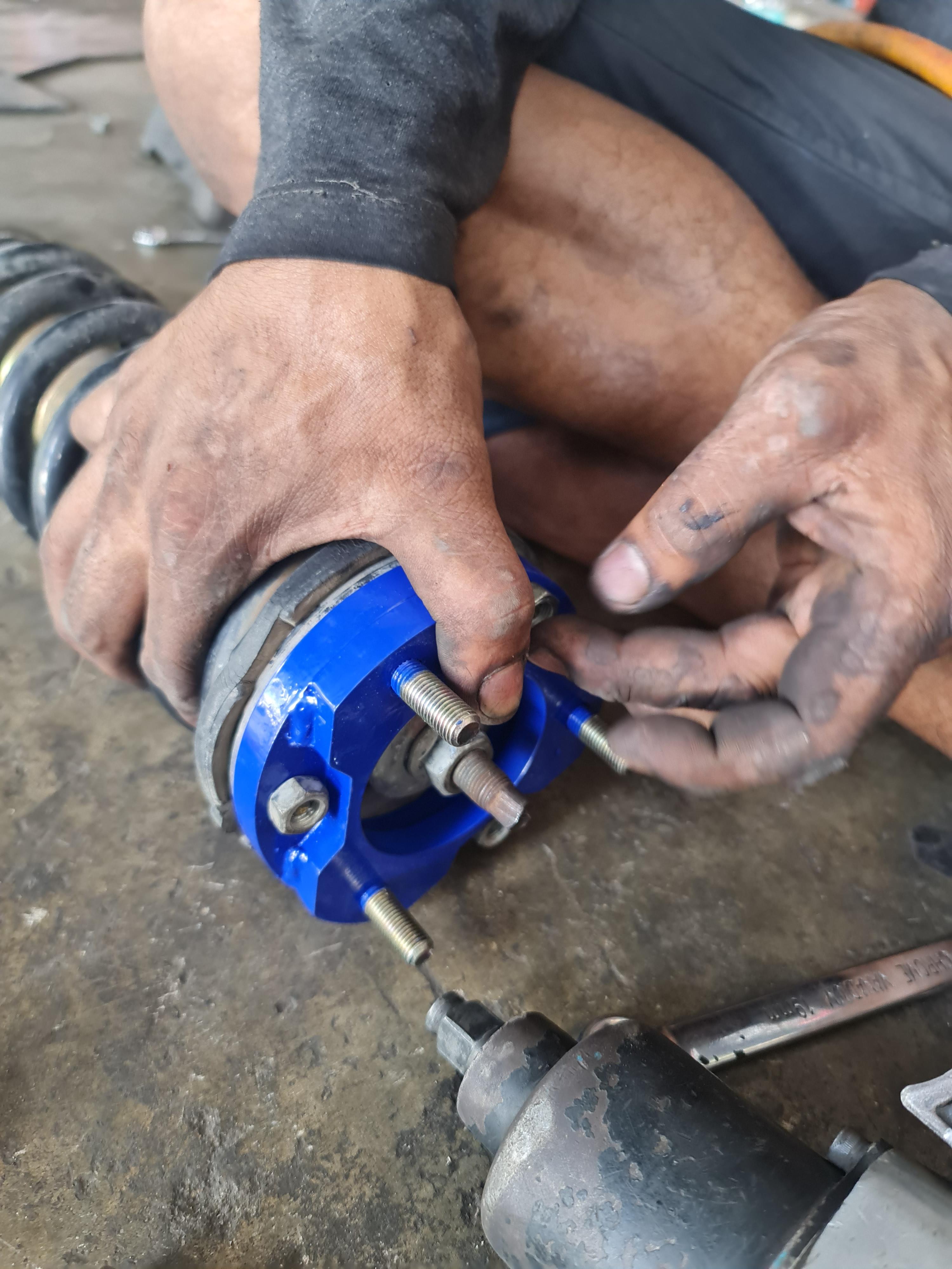 ก้อนรองหัวโช็คCHEVROLET COLORADO