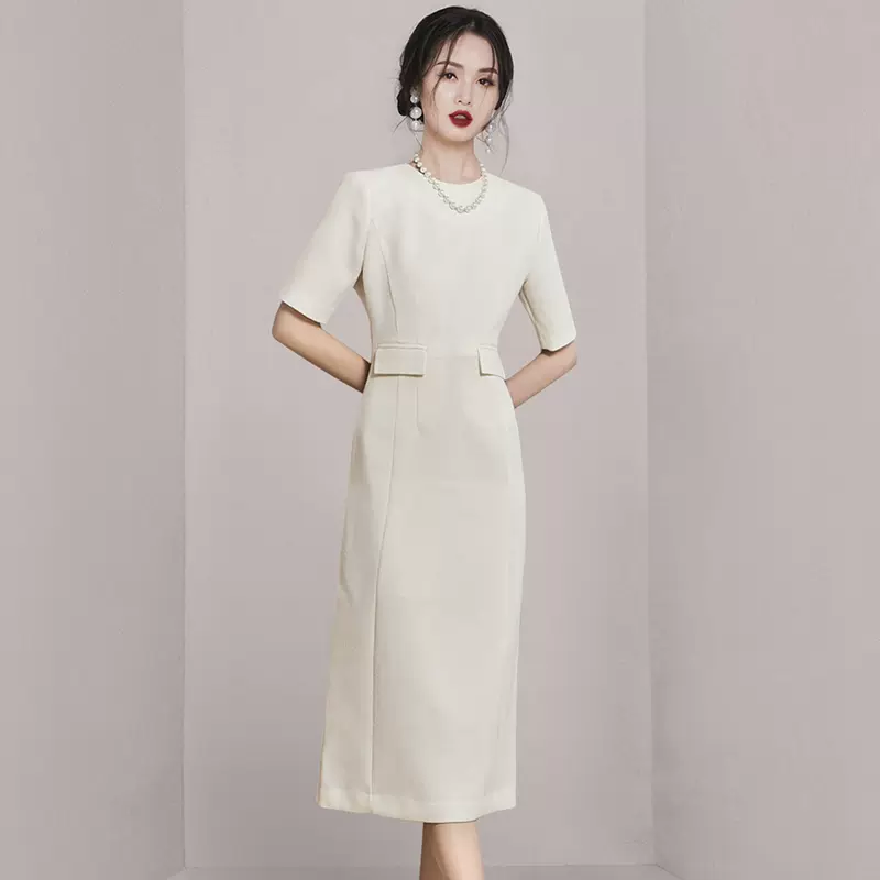 ชุดเดรสยาวสวยๆ ชุดกระโปรงยาว ชุดเดรสยาว ชุดแซกยาว มีขนาด S M L XL สนใจทักแชท