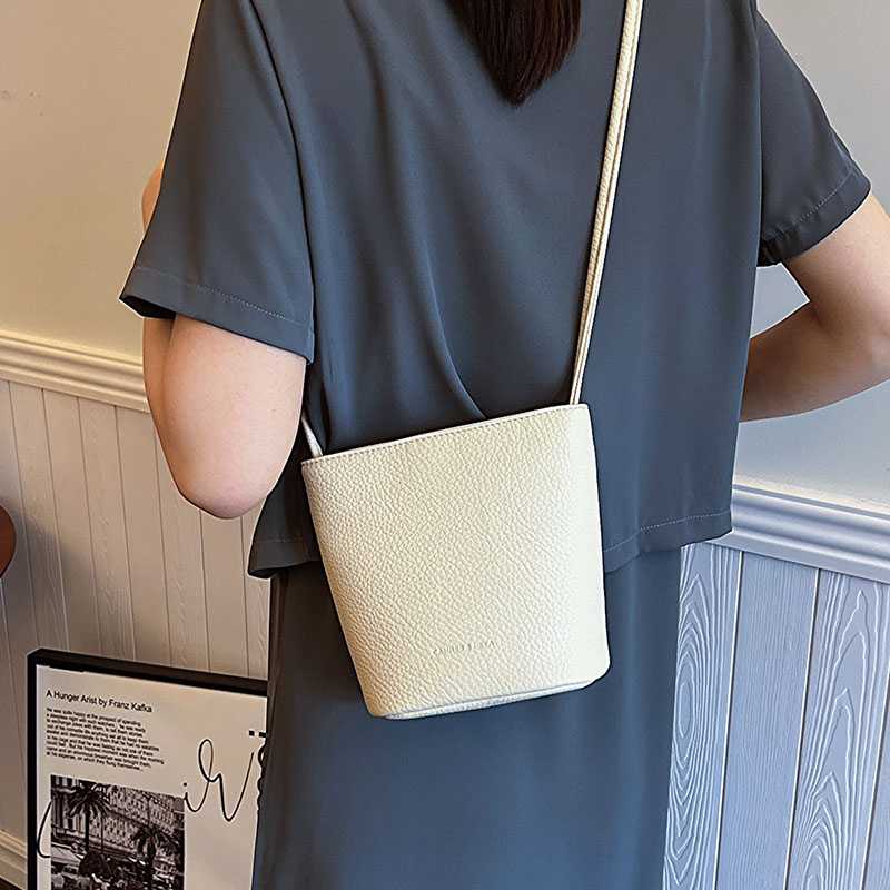 กระเป๋าผู้หญิงสวยๆ กระเป๋าสะพายข้างผู้หญิง กระเป๋าแบรนด์COOL BAG