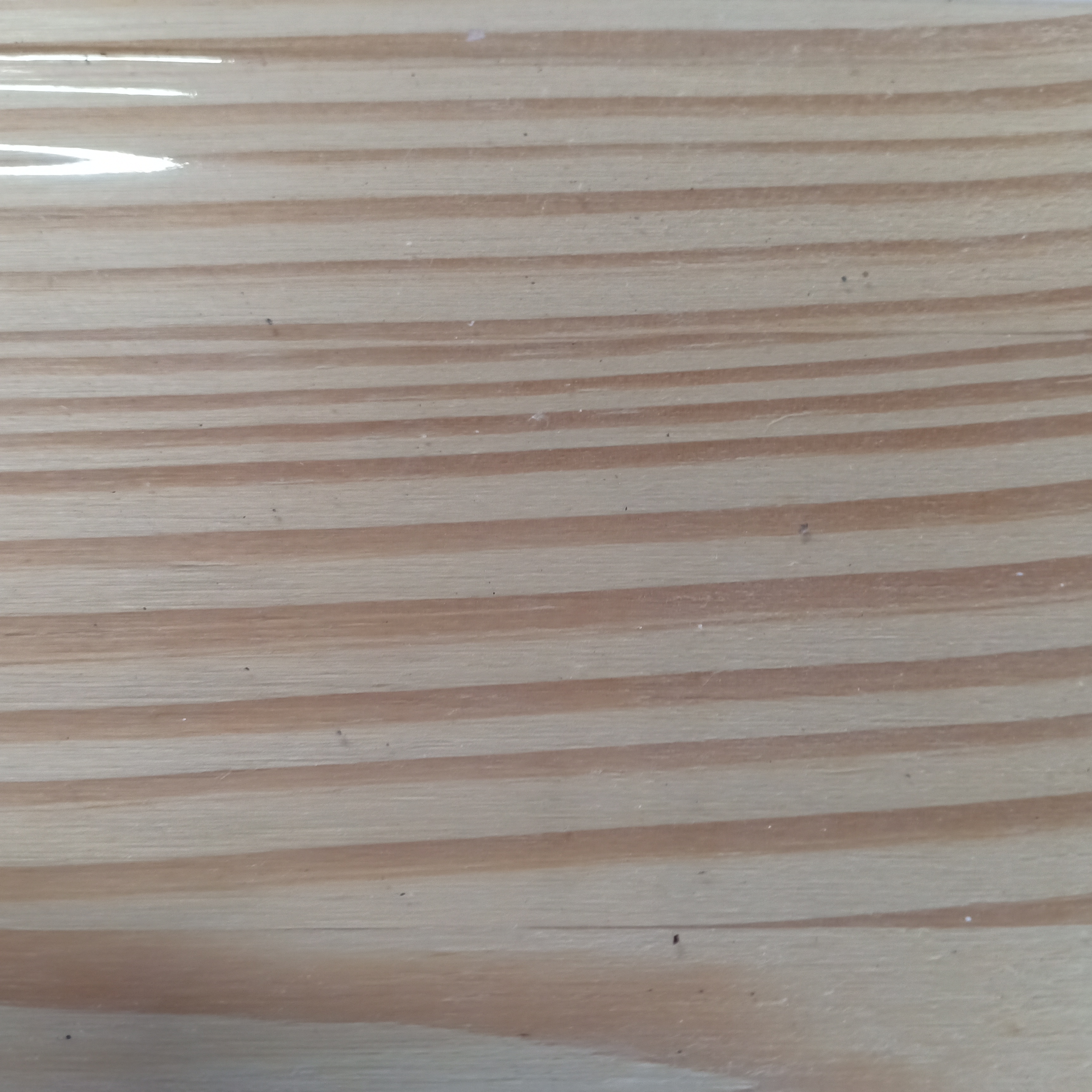 แผ่นไม้สนอเมริกา (มีตา) หนา 10 มม.