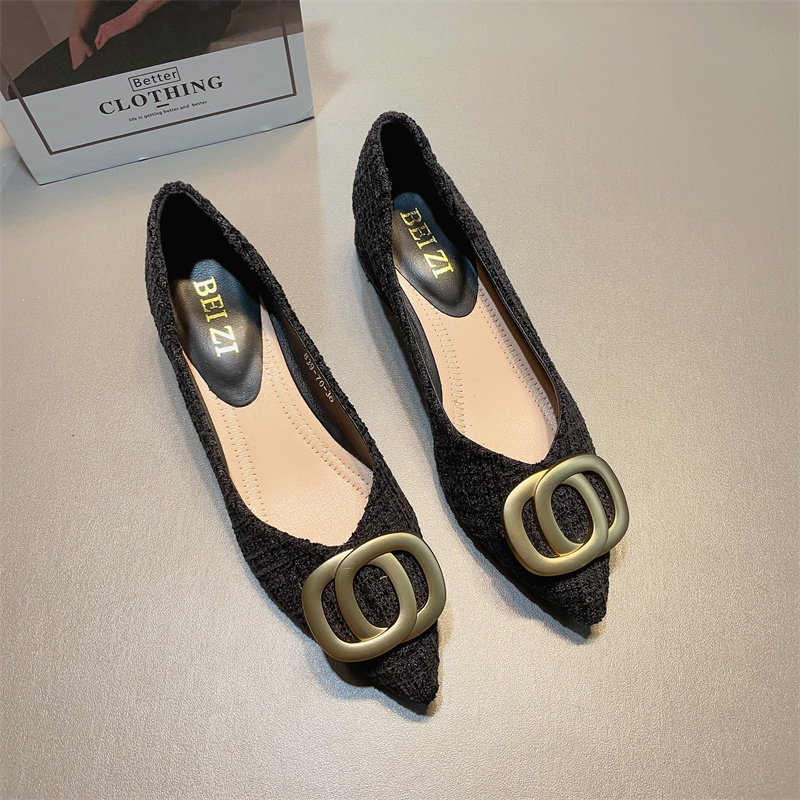 รองเท้าคัทชูผู้หญิงส้นเตี้ย ใส่สบาย มีขนาด35-40