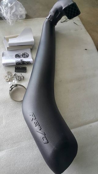 สน็อกเกิ้ล Revo