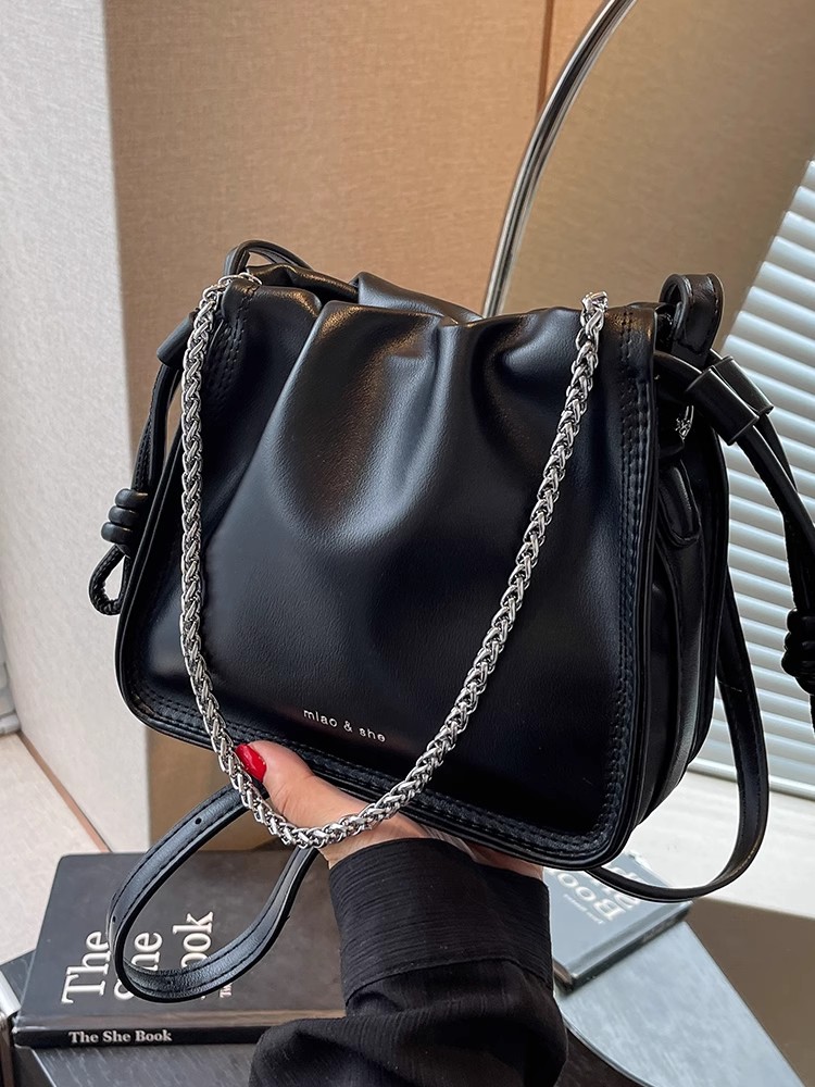 กระเป๋าผู้หญิงสวยๆ กระเป๋าสะพายข้างผู้หญิง กระเป๋าแบรนด์COOL BAG