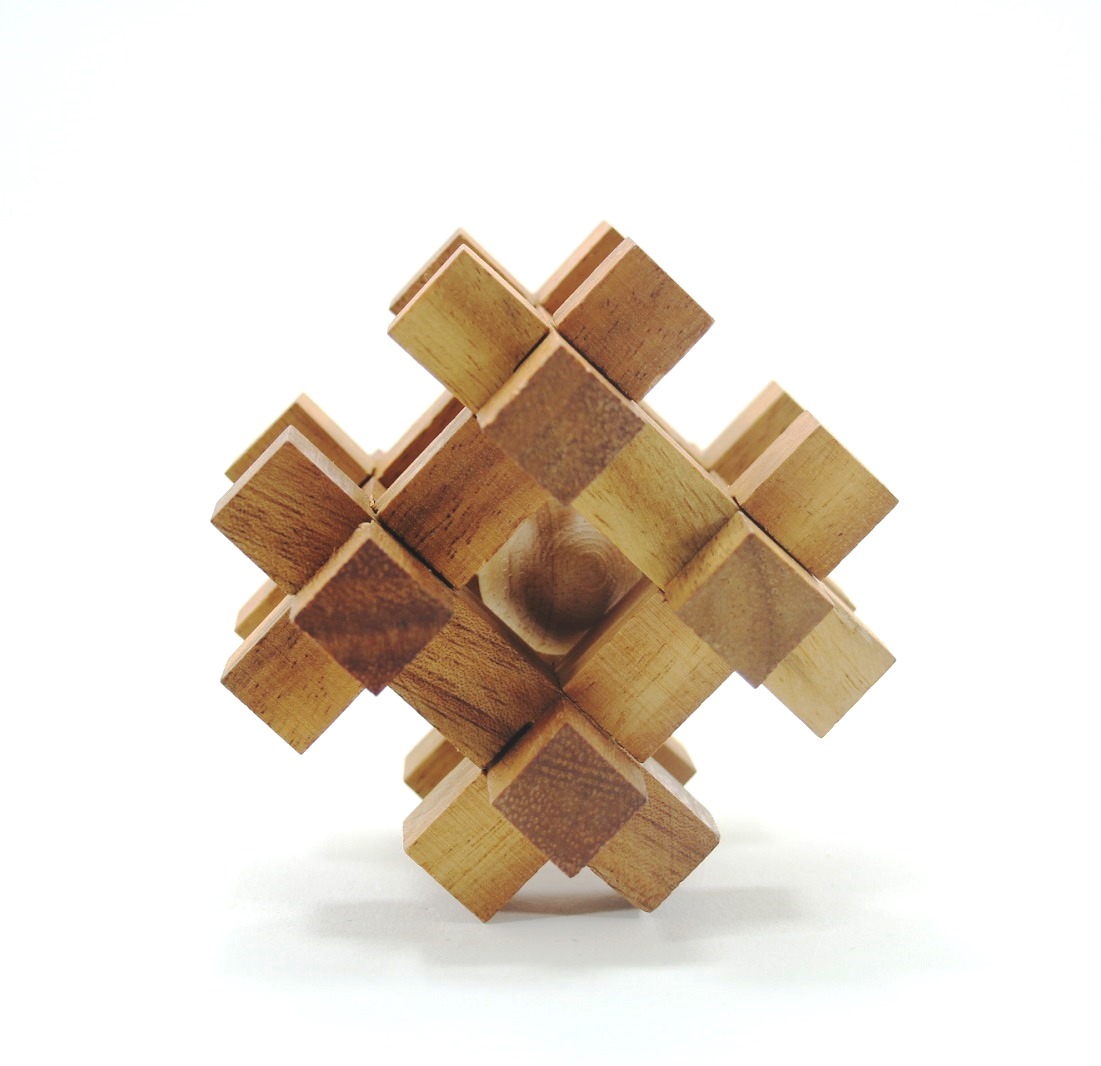 เกมส์ลูกบอลในห้องลับ Ball in Jail Wooden Toy เกมส์ไม้ ฝึกสมอง