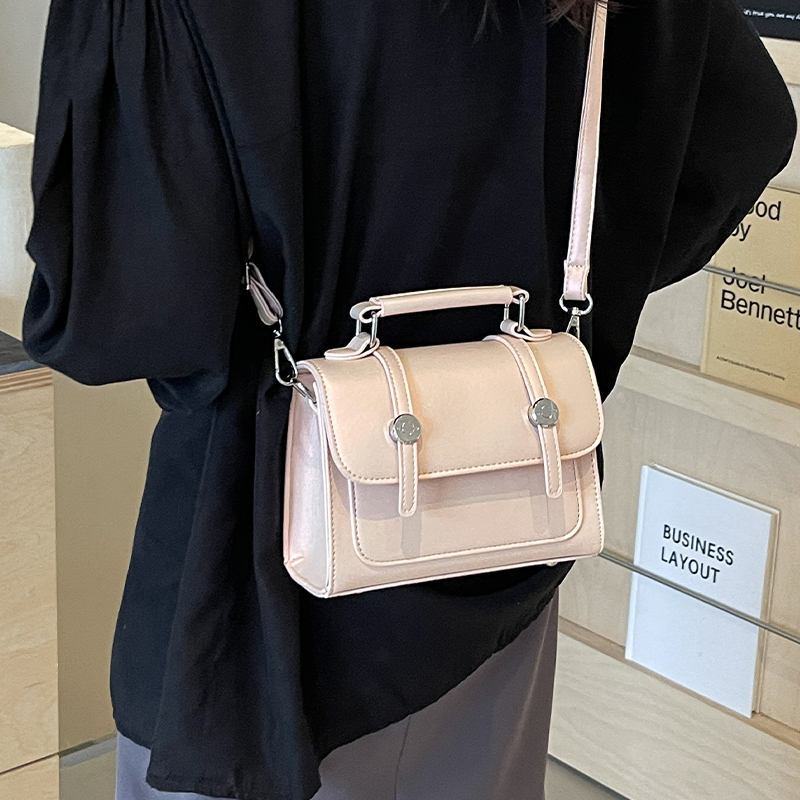 กระเป๋าผู้หญิงสวยๆ กระเป๋าสะพายข้างผู้หญิง กระเป๋าแบรนด์COOL BAG