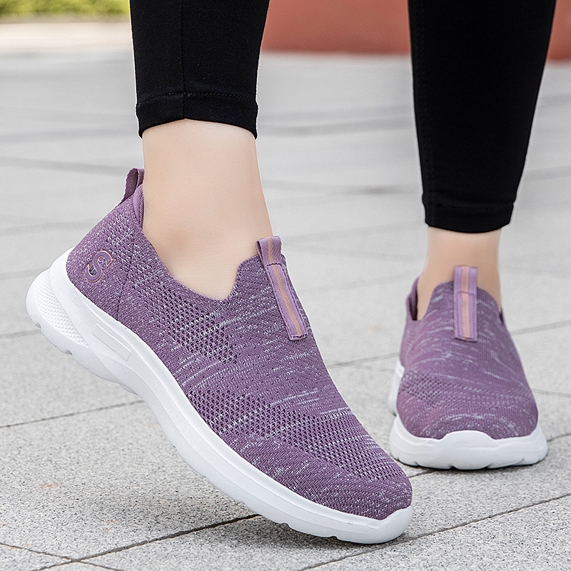 รองเท้าผ้าใบผู้หญิง ใส่สบาย รองเท้าผ้าใบใส่เที่ยวผู้หญิง มีSIZE 35 36 37 38 39 40
