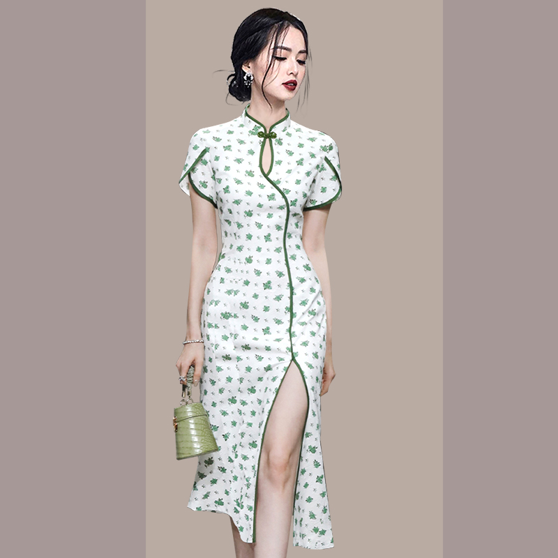 ชุดเดรสยาวสวยๆ สไตล์เกาหลี มีขนาด S M L XL สนใจทักแชท