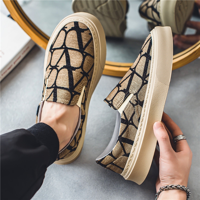 รองเท้าหนังผู้ชาย มีไซส์39-44 รองเท้าโลฟเฟอร์ชาย Slip-On Shoes มีขนาด39-44