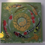 รูปปลาคราฟ ว่ายวน บัวทอง (สุขภาพ เงินทอง ไหลเวียนดี) สีเขียว ภาพมงคล ขนาด 60x60 cm.ตกแต่งบ้าน ของขวัญขึ้นบ้านใหม่ งาน handmade ภาพวาดปิดทองแต่งผนังบ้าน คอนโด