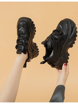 รองเท้าผ้าใบผู้หญิง ใส่สบาย รองเท้าผ้าใบใส่เที่ยวผู้หญิง มีSIZE 35 36 37 38 39 40