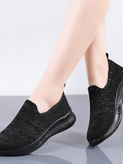 รองเท้าผ้าใบผู้หญิง ใส่สบาย รองเท้าผ้าใบใส่เที่ยวผู้หญิง มีSIZE 35 36 37 38 39 40