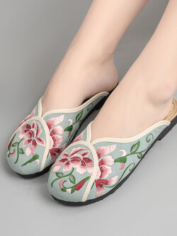 รองเท้าผ้าใบผู้หญิง ใส่สบาย รองเท้าผ้าใบใส่เที่ยวผู้หญิง มีSIZE 35 36 37 38 39 40