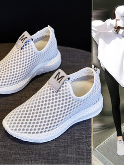 รองเท้าผ้าใบผู้หญิง ใส่สบาย รองเท้าผ้าใบใส่เที่ยวผู้หญิง มีSIZE 35 36 37 38 39 40