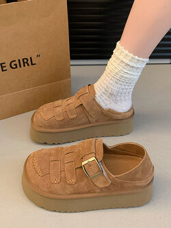 รองเท้าแฟชั่นผู้หญิงส้นเตี้ย ใส่สบาย มีขนาดให้สั่งซื้อ 35 36 37 38 39 40 สนใจทักแชท ฟรีค่าส่ง!