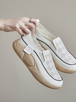 รองเท้าผ้าใบผู้หญิง ใส่สบาย รองเท้าผ้าใบใส่เที่ยวผู้หญิง มีSIZE 35 36 37 38 39 40