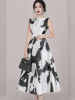 ชุดเดรสยาวสวยๆ ชุดกระโปรงยาว ชุดเดรสยาว ชุดแซกยาว มีขนาด S M L XL สนใจทักแชท