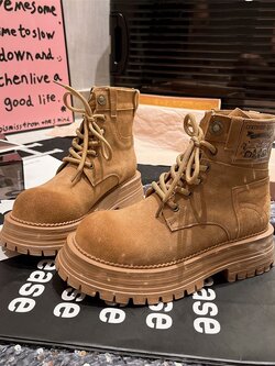 รองเท้าแฟชั่นผู้หญิงส้นเตี้ย ใส่สบาย มีขนาดให้สั่งซื้อ 35 36 37 38 39 40 สนใจทักแชท ฟรีค่าส่ง!