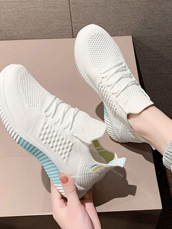 รองเท้าผ้าใบผู้หญิง ใส่สบาย รองเท้าผ้าใบใส่เที่ยวผู้หญิง มีSIZE 35 36 37 38 39 40