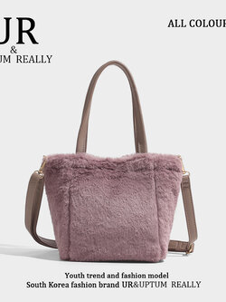 กระเป๋าผู้หญิงสวยๆ กระเป๋าสะพายข้างผู้หญิง กระเป๋าแบรนด์ BEAR BAG กระเป๋าหมีสุดคิ้ว!