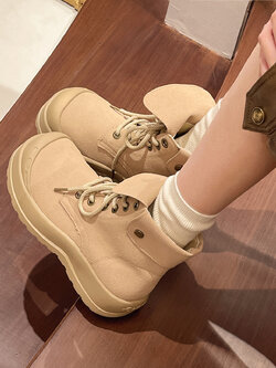 รองเท้าแฟชั่นผู้หญิงส้นเตี้ย ใส่สบาย มีขนาดให้สั่งซื้อ 35 36 37 38 39 40 สนใจทักแชท ฟรีค่าส่ง!