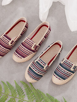 รองเท้าผ้าใบผู้หญิง ใส่สบาย รองเท้าผ้าใบใส่เที่ยวผู้หญิง มีSIZE 35 36 37 38 39 40