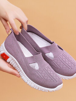 รองเท้าผ้าใบผู้หญิง ใส่สบาย รองเท้าผ้าใบใส่เที่ยวผู้หญิง มีSIZE 35 36 37 38 39 40