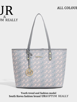 กระเป๋าผู้หญิงสวยๆ กระเป๋าสะพายข้างผู้หญิง กระเป๋าแบรนด์ BEAR BAG กระเป๋าหมีสุดคิ้ว!