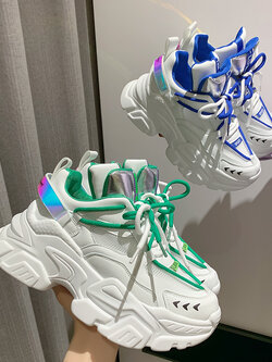 รองเท้าผ้าใบผู้หญิง ใส่สบาย รองเท้าผ้าใบใส่เที่ยวผู้หญิง มีSIZE 35 36 37 38 39 40