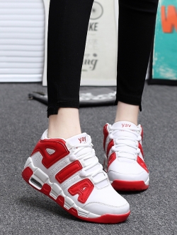 รองเท้าแฟชั่นอินเทรนด์