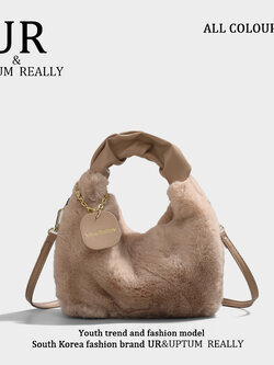 กระเป๋าผู้หญิงสวยๆ กระเป๋าสะพายข้างผู้หญิง กระเป๋าแบรนด์ BEAR BAG กระเป๋าหมีสุดคิ้ว!