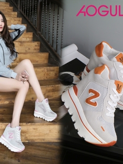 รองเท้าแฟชั่นอินเทรนด์