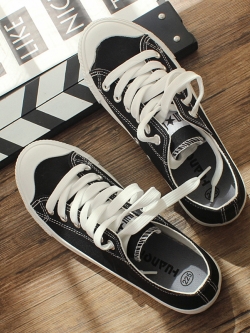 รองเท้าแฟชั่นอินเทรนด์