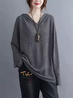 เสื้อยืดแขนยาว มีฮู้ด มีขนาด S M L XL สนใจทักแชท