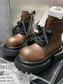 รองเท้าแฟชั่นผู้หญิงส้นเตี้ย ใส่สบาย มีขนาดให้สั่งซื้อ 35 36 37 38 39 40 สนใจทักแชท ฟรีค่าส่ง!