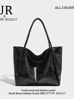 กระเป๋าผู้หญิงสวยๆ กระเป๋าสะพายข้างผู้หญิง กระเป๋าแบรนด์ BEAR BAG กระเป๋าหมีสุดคิ้ว!