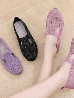 รองเท้าผ้าใบผู้หญิง ใส่สบาย รองเท้าผ้าใบใส่เที่ยวผู้หญิง มีSIZE 35 36 37 38 39 40