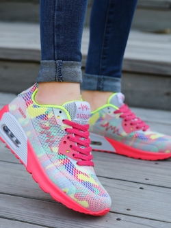 รองเท้าแฟชั่นอินเทรนด์