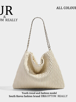 กระเป๋าผู้หญิงสวยๆ กระเป๋าสะพายข้างผู้หญิง กระเป๋าแบรนด์ BEAR BAG กระเป๋าหมีสุดคิ้ว!