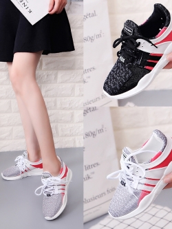 รองเท้าแฟชั่นอินเทรนด์