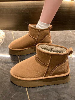 รองเท้าแฟชั่นผู้หญิงส้นเตี้ย ใส่สบาย มีขนาดให้สั่งซื้อ 35 36 37 38 39 40 สนใจทักแชท ฟรีค่าส่ง!