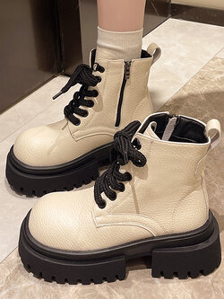 รองเท้าแฟชั่นผู้หญิงส้นเตี้ย ใส่สบาย มีขนาดให้สั่งซื้อ 35 36 37 38 39 40 สนใจทักแชท ฟรีค่าส่ง!