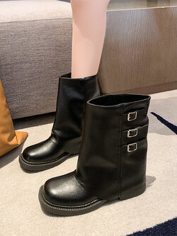 รองเท้าแฟชั่นผู้หญิงส้นเตี้ย ใส่สบาย มีขนาดให้สั่งซื้อ 35 36 37 38 39 40 สนใจทักแชท ฟรีค่าส่ง!